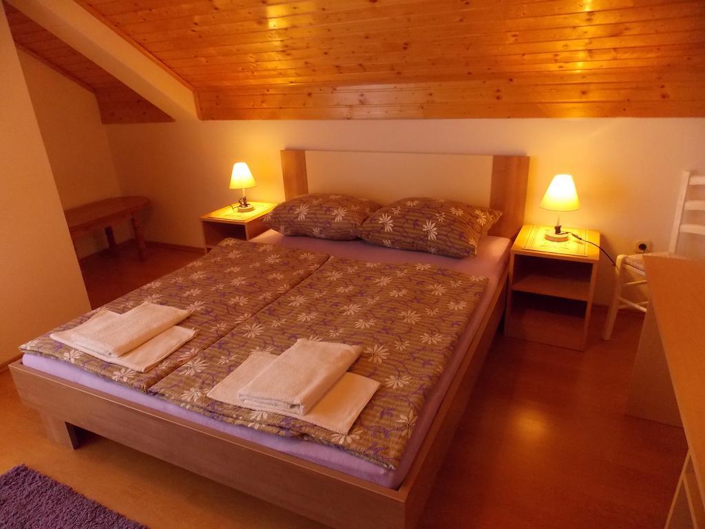 Apartments Smirnov Drežnik Grad Zimmer foto